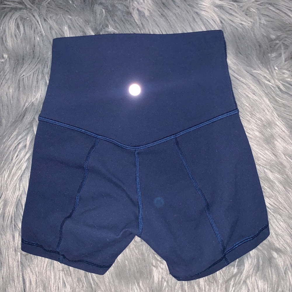 Lululemon Align 4” True Navy color NWOT
